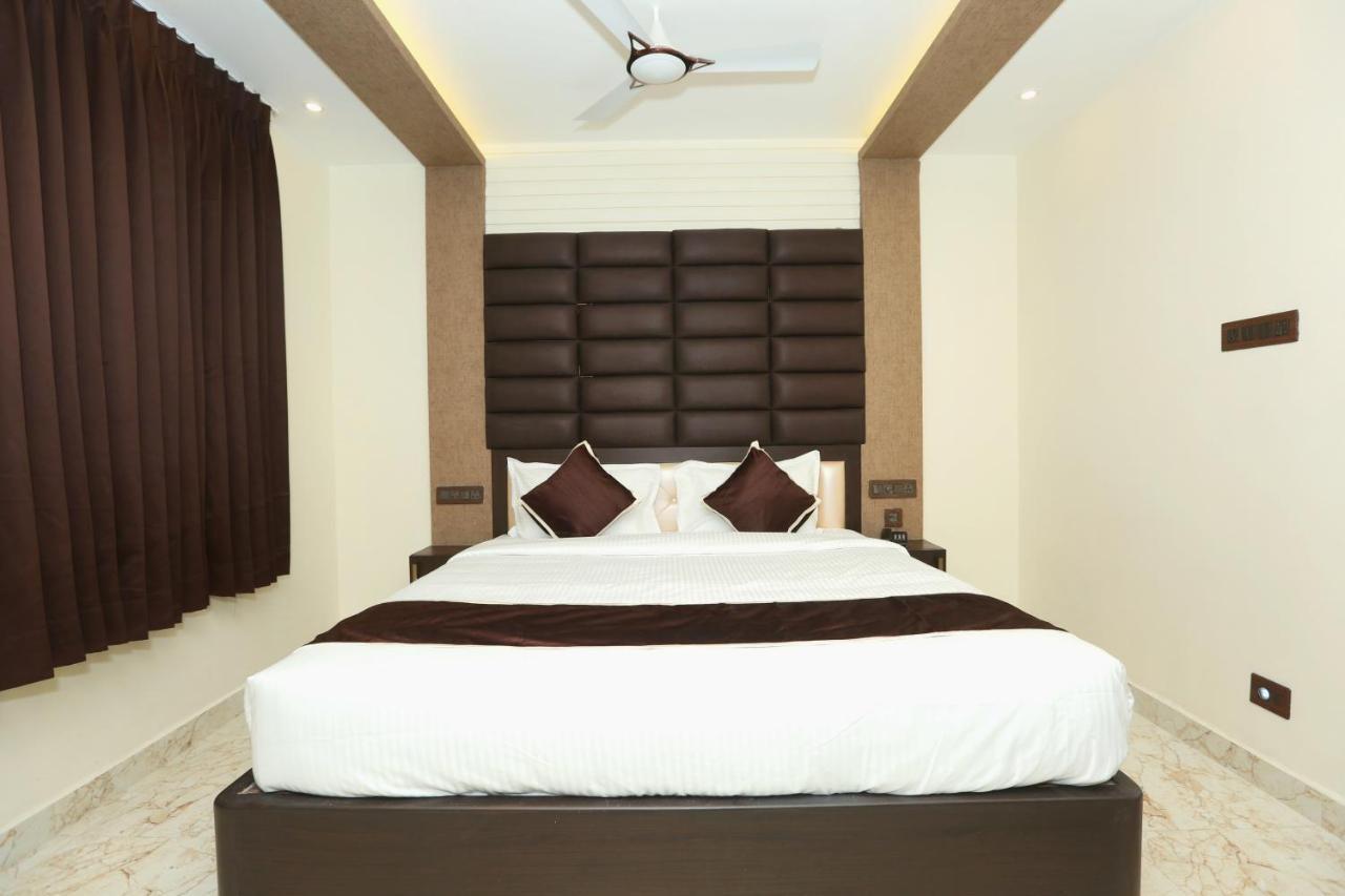 Al Noor Palace Business Class Hotel Chennai Exterior photo