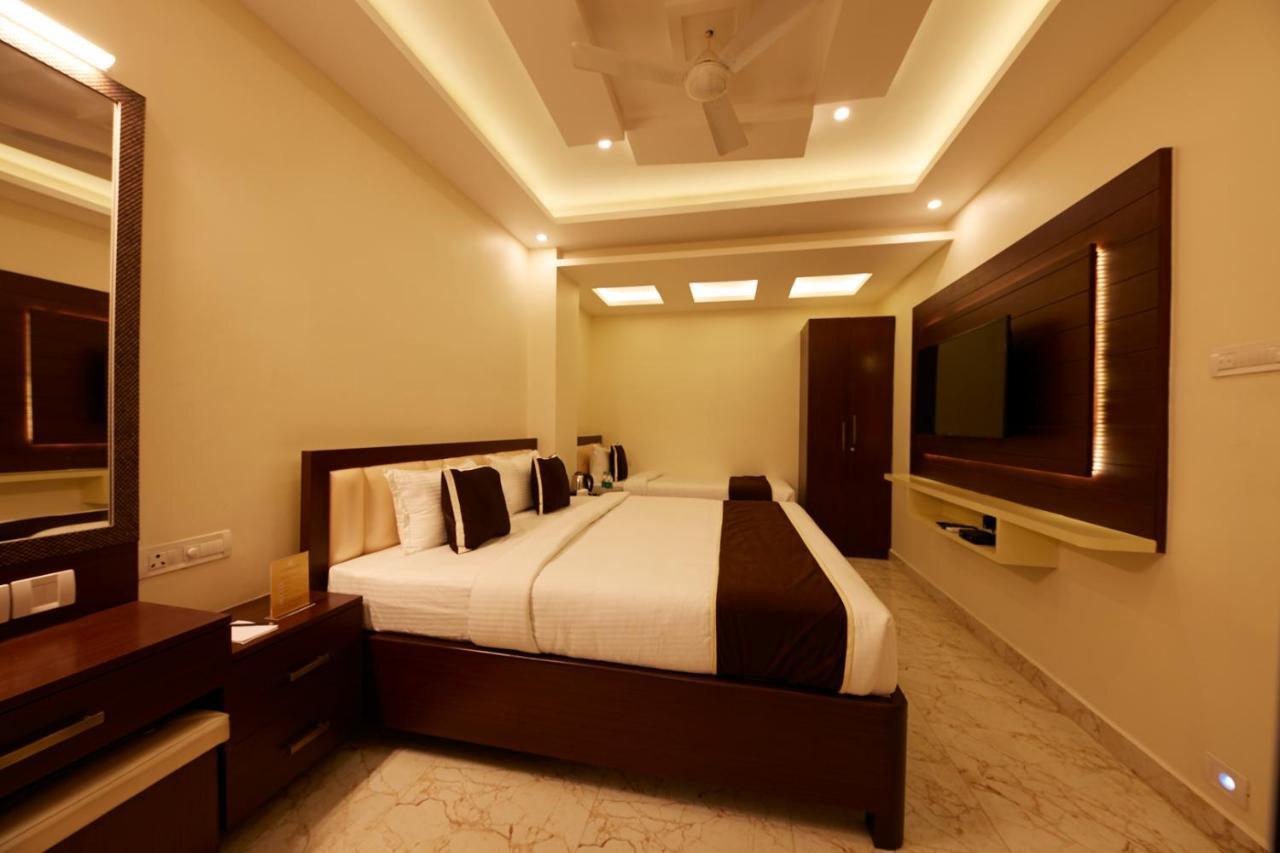 Al Noor Palace Business Class Hotel Chennai Exterior photo