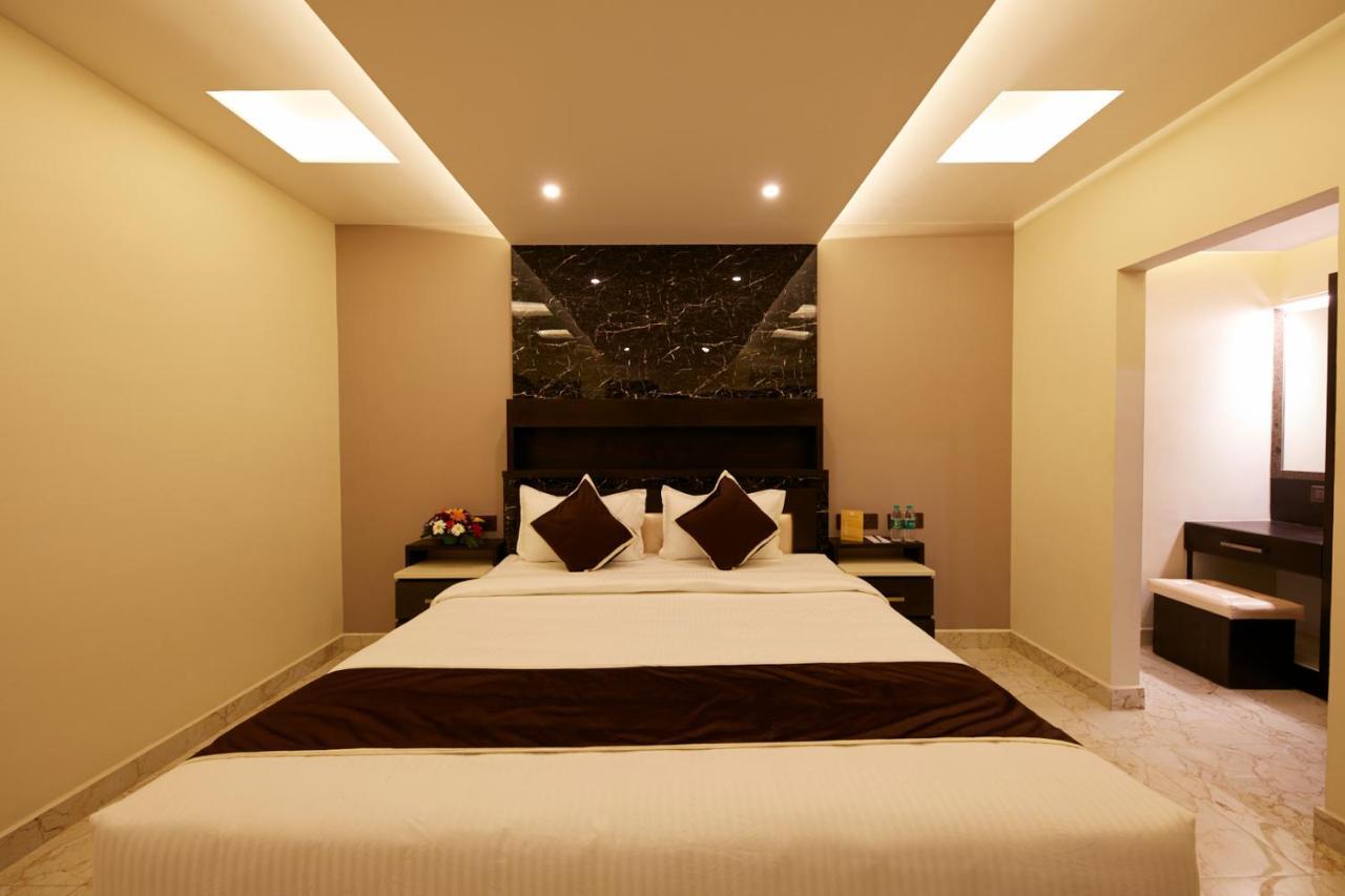 Al Noor Palace Business Class Hotel Chennai Exterior photo